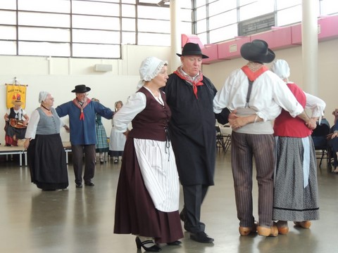 Gouter avec folklore auvergnat septembre 2022 Gouter avec folklore auvergnat septembre 2022